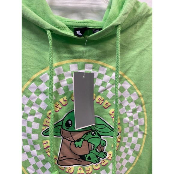 NEW Women's Star War Green Baby Yoda Graphic Grogu Sweater Pant Set Size Small - Picture 4 of 7